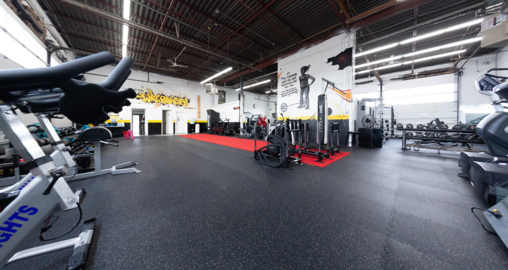 7150 sq ft gym facility at TrainerGames Fitness Centre Shelburne 24/7 gym access at TrainerGames Shelburne Ontario